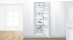 Встраиваемый однокамерный холодильник Bosch KIR 81 AFE0